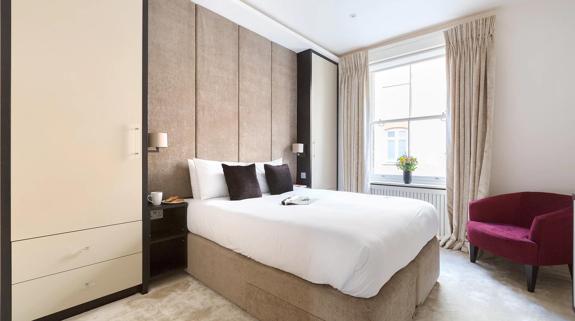 Lovelydays luxury service apartment rental - London - Knightsbridge - Herbert Street - Partner - 1 bedrooms - 1 bathrooms - Double bed - 6be2fee8d4cc - Lovelydays